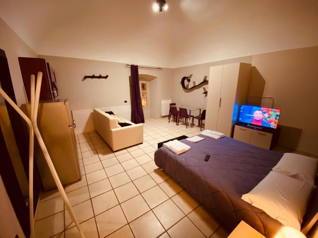 Hh Hermoso Housing فالينزا المظهر الخارجي الصورة
