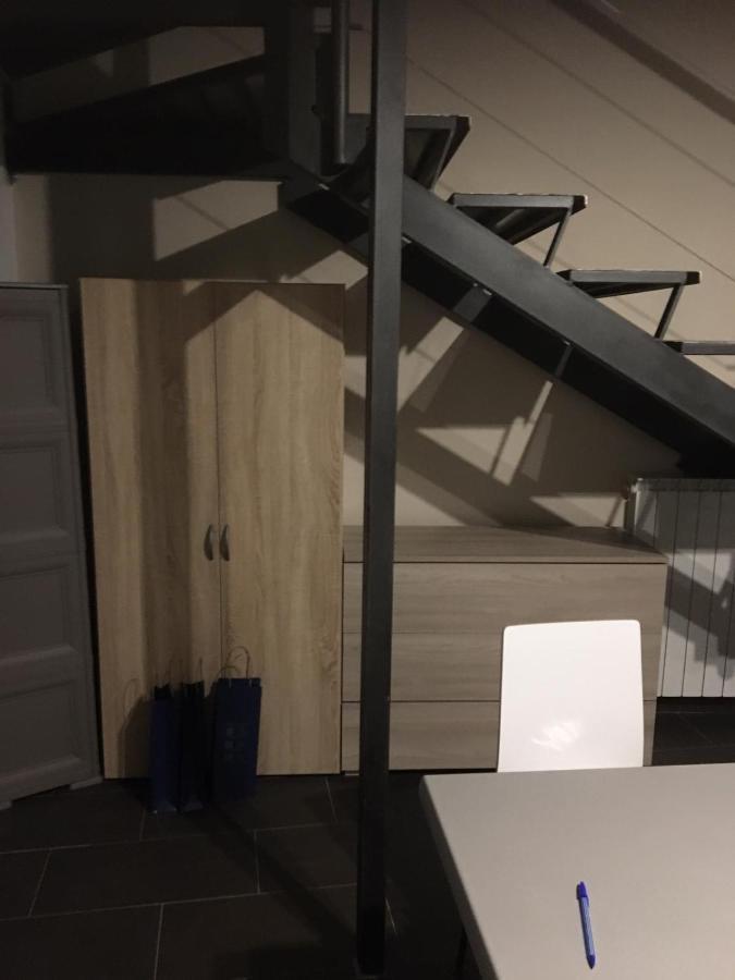 Hh Hermoso Housing فالينزا المظهر الخارجي الصورة