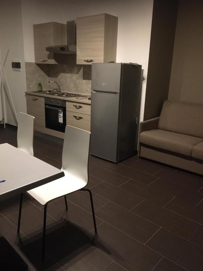Hh Hermoso Housing فالينزا المظهر الخارجي الصورة